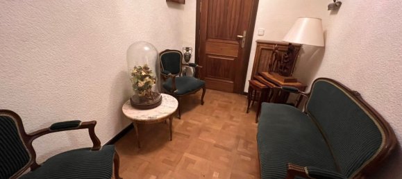 Apartamento de 4 dormitorios en Salamanca, Spain No. 107901 10