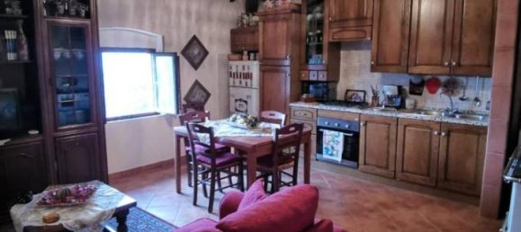 7 rooms House in Terricciola, Italy No. 23546 9