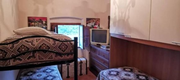 7 rooms House in Terricciola, Italy No. 23546 6