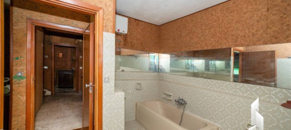7 bedrooms Villa in Bassiano, Italy No. 102513 11