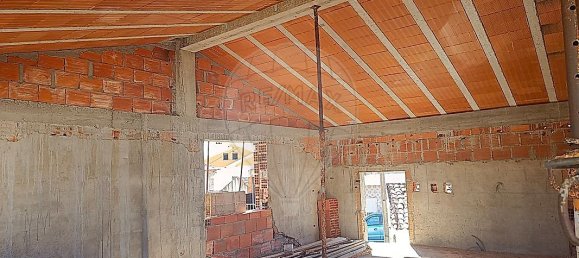 4 bedrooms House in Alcanena, Portugal No. 20385 5