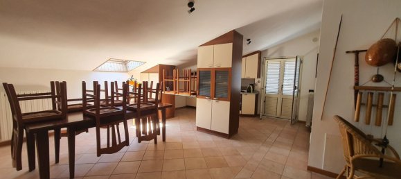 4 rooms Apartment in Alba Adriatica, Italy No. 251909 3