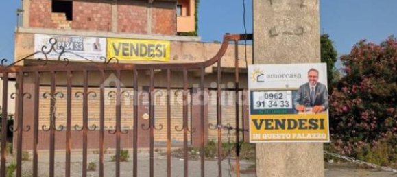 5 bedrooms Apartment in Crotone, Italy No. 345155 11