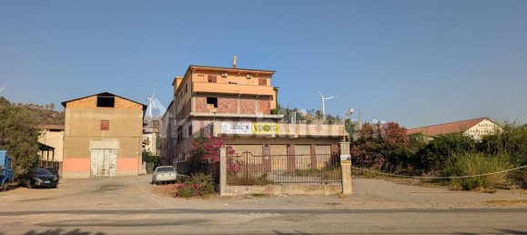 5 bedrooms Apartment in Crotone, Italy No. 345155 9