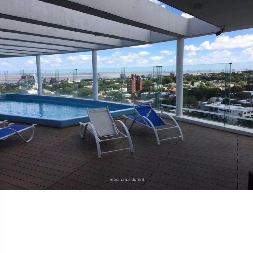 3 bedrooms Apartment in Montevideo, Uruguay No. 542