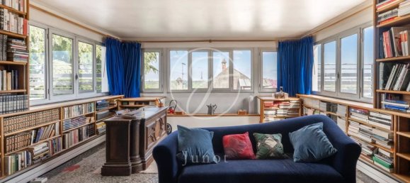 5 bedrooms Villa in Suresnes, France No. 347975 19