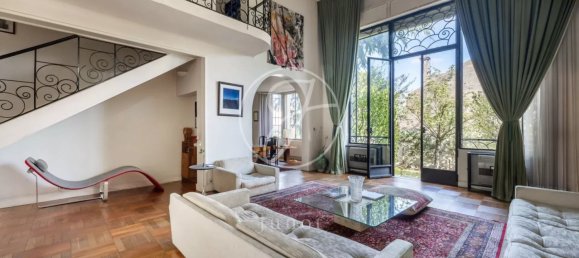 5 bedrooms Villa in Suresnes, France No. 347975 3