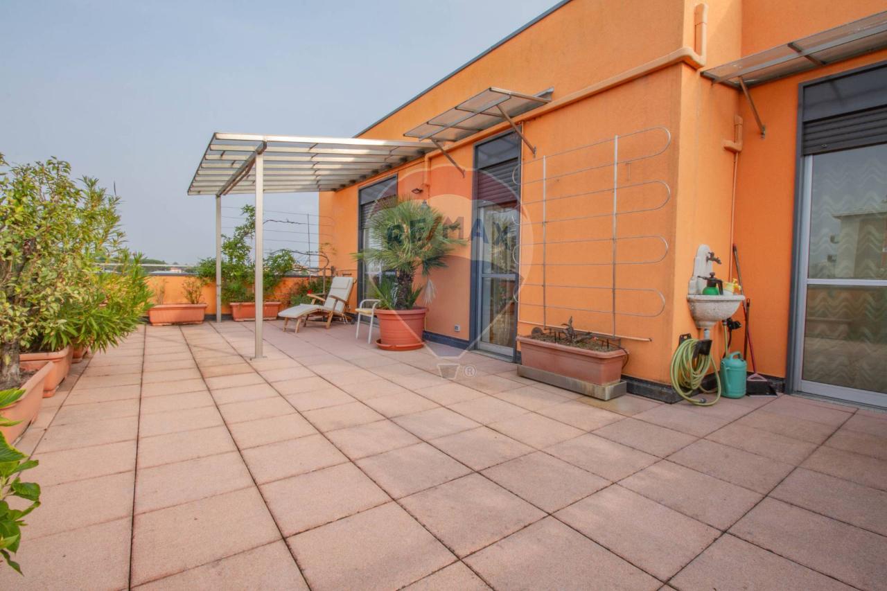 Penthouse de 7 divisões em Gorla Minore, Italy N.º 111840