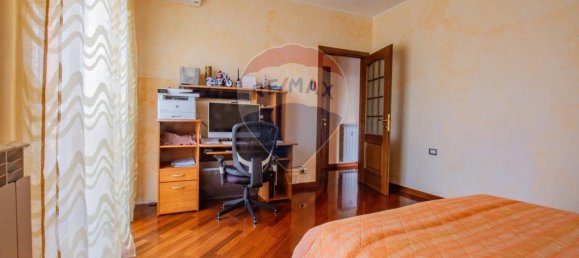 Penthouse de 7 divisões em Gorla Minore, Italy N.º 111840 10