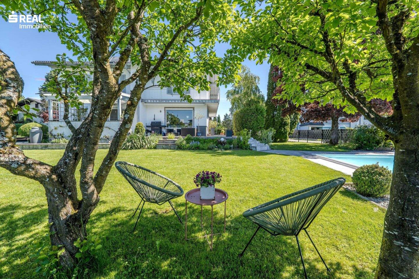 7 rooms House in Seekirchen am Wallersee, Austria No. 151692