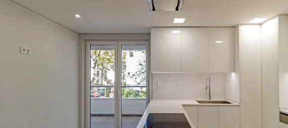 Apartamento de 3 dormitorios en Cascais, Portugal No. 130006 18