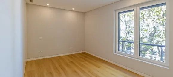 Apartamento de 3 dormitorios en Cascais, Portugal No. 130006 36