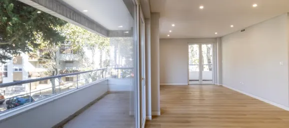 Apartamento de 3 dormitorios en Cascais, Portugal No. 130006 5