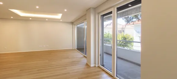 Apartamento de 3 dormitorios en Cascais, Portugal No. 130006 7