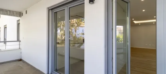 Apartamento de 3 dormitorios en Cascais, Portugal No. 130006 11