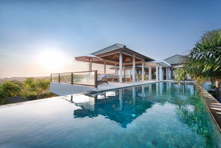 4 bedrooms Villa for rent in South Kuta, Badung, Bali, Indonesia № 3042