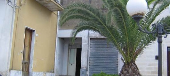 Villa de 5 habitaciónes en Lizzanello, Italy No. 86017 19