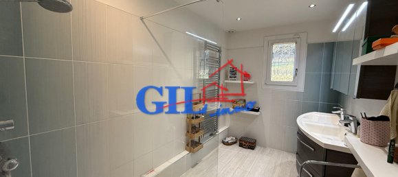 7 bedrooms House in Le Mee-sur-Seine, France No. 167325 11