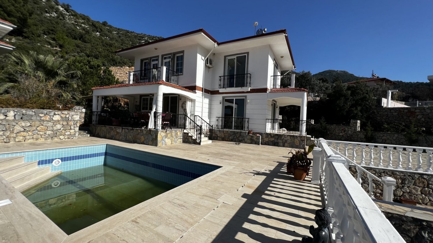 Villa 3+4 in Fethiye, Turkey No. 11561