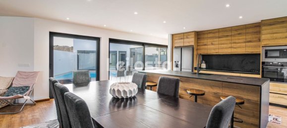 3 bedrooms Villa in Vila Nova de Gaia, Portugal No. 118418 5