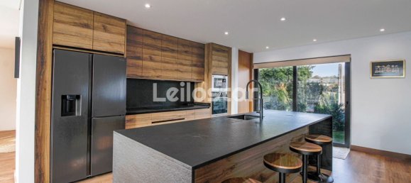 3 bedrooms Villa in Vila Nova de Gaia, Portugal No. 118418 7