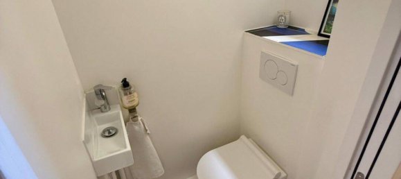 2 bedrooms Apartment in Paris, France No. 334380 8