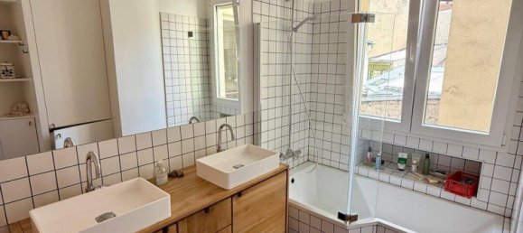 2 bedrooms Apartment in Paris, France No. 334380 6