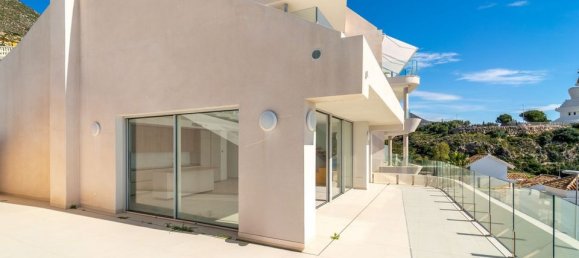 Пентхаус с 4 спальнями в Бенальмадена, Испания № 179996 6