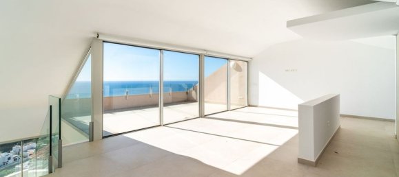 Пентхаус с 4 спальнями в Бенальмадена, Испания № 179996 14