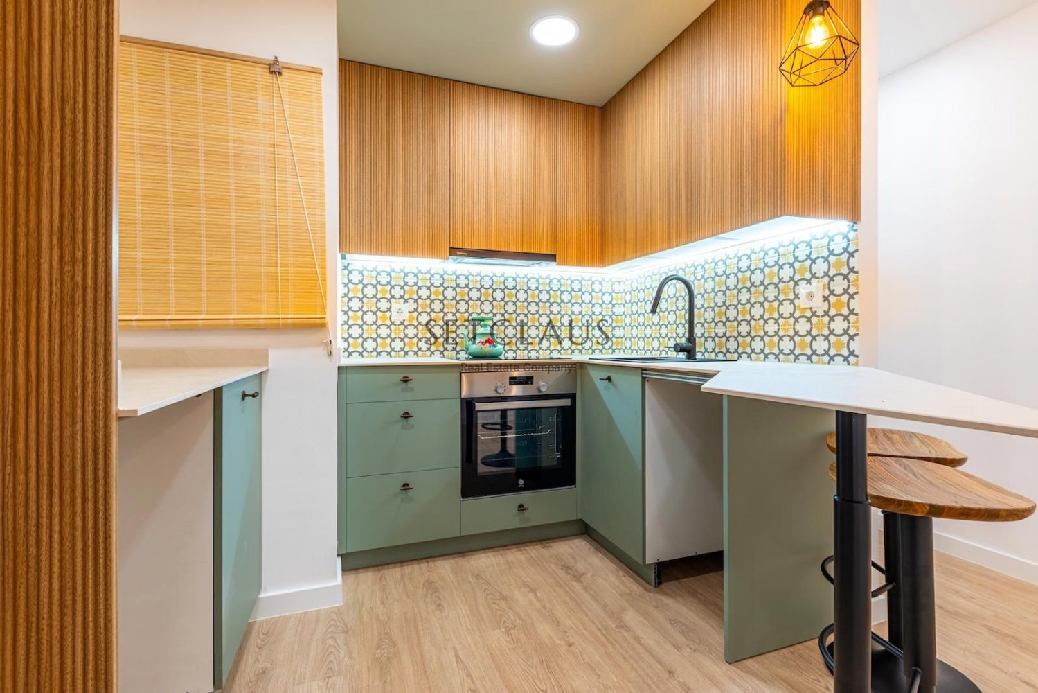 3 bedrooms Apartment in Premia De Mar, Spain No. 144391