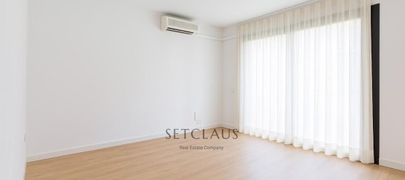 3 bedrooms Apartment in Premia De Mar, Spain No. 144391 3
