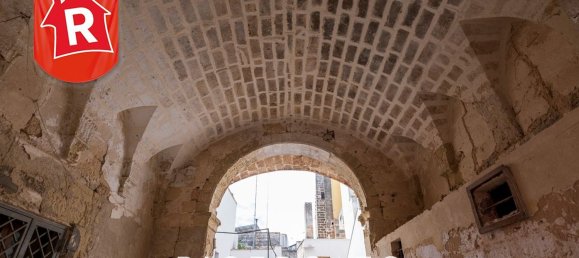 7 rooms Villa in Arnesano, Italy No. 61949 2