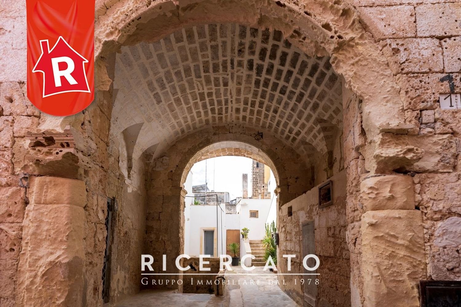 7 rooms Villa in Arnesano, Italy No. 61949