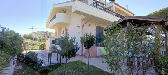 Villa de 3 habitaciónes en Ciampino, Italy No. 30459 17