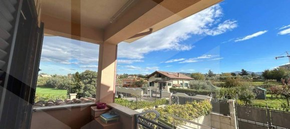 Villa de 3 habitaciónes en Ciampino, Italy No. 30459 8