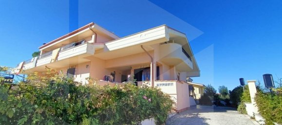 Villa de 3 habitaciónes en Ciampino, Italy No. 30459 16