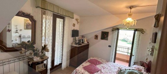 Villa de 3 habitaciónes en Ciampino, Italy No. 30459 11