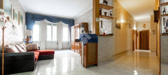 3 bedrooms Apartment in Rome, Italy No. 336172 4