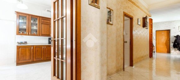 3 bedrooms Apartment in Rome, Italy No. 336172 10