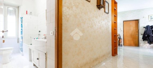 3 bedrooms Apartment in Rome, Italy No. 336172 24