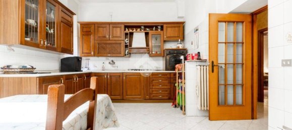 3 bedrooms Apartment in Rome, Italy No. 336172 14