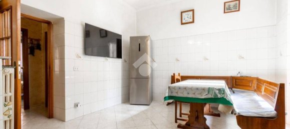 3 bedrooms Apartment in Rome, Italy No. 336172 16