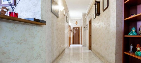 3 bedrooms Apartment in Rome, Italy No. 336172 9