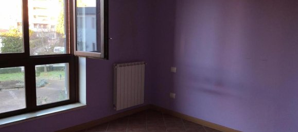 3 rooms Apartment in Poggibonsi, Italy No. 29489 21