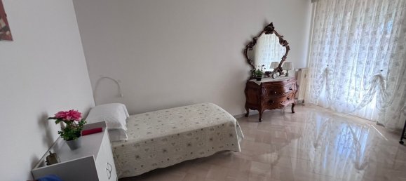 3-Zimmer Wohnung in Vallecrosia, Italy, Nr. 282433 6
