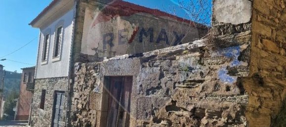 Casa de 2 dormitorios en Peso da Regua, Portugal No. 186010 4