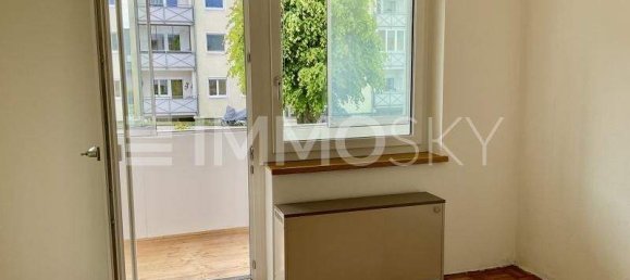 4 rooms Apartment in Hellmonsodt, Austria No. 200490 2