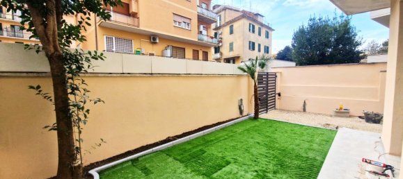 2 rooms Apartment in Rome, Italy No. 198005 8