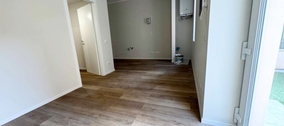 2 rooms Apartment in Rome, Italy No. 198005 29