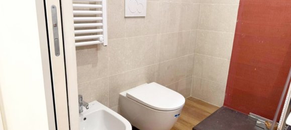 2 rooms Apartment in Rome, Italy No. 198005 39